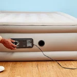 Cómo cuidar un colchón inflable